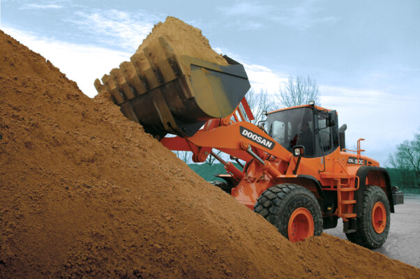 Khám Phá Thế Giới Xúc Lật Sunward - Sự Lựa Chọn Tối Ưu Cho Công Nghiệp Xây Dựng