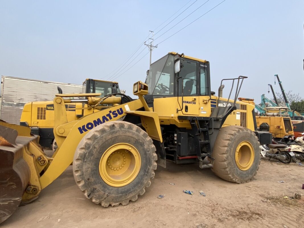 Khám Phá Thế Giới Xúc Lật Sunward - Sự Lựa Chọn Tối Ưu Cho Công Nghiệp Xây Dựng