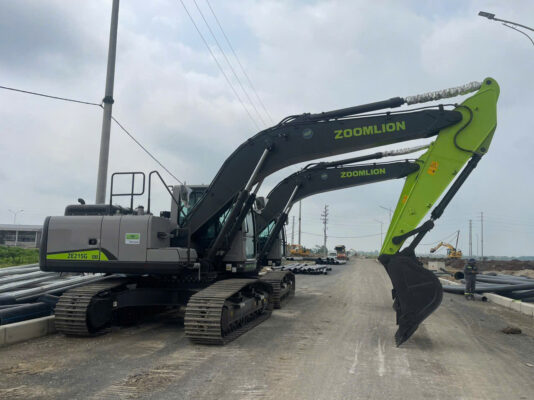 Máy Xúc To Tạo Nên Sức Mạnh Cho Các Dự Án Lớn