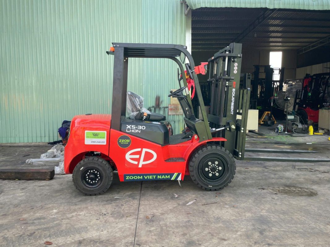Xe nâng điện đối trọng 3 tấn EFX5-301