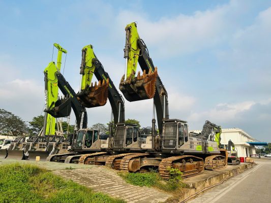 Hướng Dẫn Vận Hành Máy Xúc Đào Zoomlion An Toàn Từ A-Z